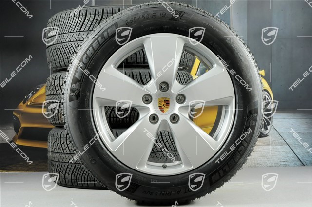 19" Cayenne Winterräder Satz, Felgen 8,5J x 19 ET47 + 9,5J x 19 ET54 + NEUE Michelin Winterreifen 255/55 R19 + 275/50 R19, mit RDK-Sensoren