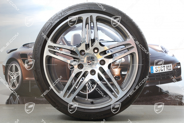 19" Sommerräder Satz Turbo I, Felgen 8 J x 19 ET 57 + 11 J x 19 ET 51 + NEUE Sommerreifen 235/35 ZR 19 + 305 /30 ZR 19