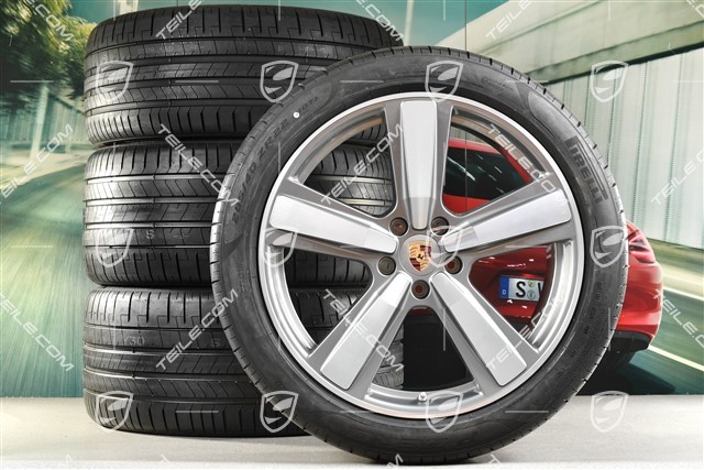 22" Koła letnie, komplet, Cayenne Exclusive Design Sport, felgi 10J x 22 ET48 +11,5J x 22 ET61 + opony letnie Pirelli 285/40 R22 + 315/35 R22, platynowy srebrny