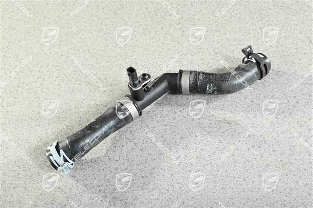 Coolant pipe