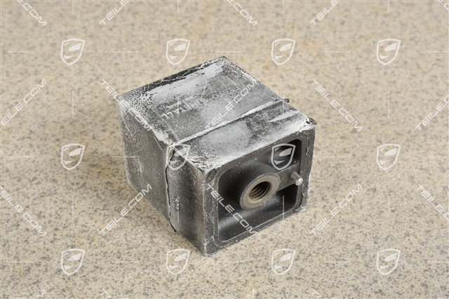 912 Engine / Gearbox mounting, L=R