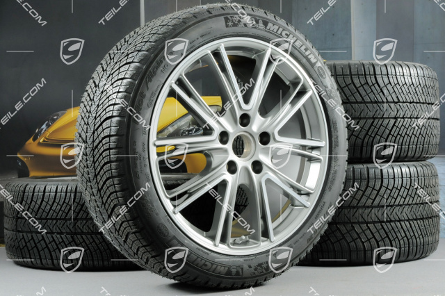 20" Winterräder Satz "Exclusive Design", Felgen 9,5 J x 20 ET71 + 10,5 J x 20 ET71 + Michelin Pilot Alpin 4 Winterreifen 275/40 R20 + 315/35 R20, Platinsilber