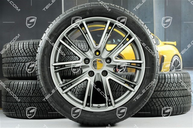 20" Winterräder Satz "Exclusive Design", Felgen 9,5 J x 20 ET71 + 10,5 J x 20 ET71 + Michelin Pilot Alpin 4 Winterreifen 275/40 R20 + 315/35 R20, Platinsilber