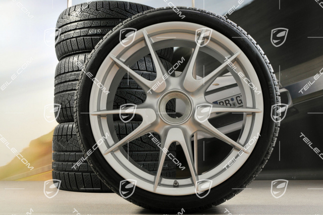 19" GT3 Zentralverschluss Winterräder Satz, Felgen 8,5J x 19 ET53 + 11J x 19 ET67 + Pirelli Winterreifen 235/35 R19 + 295/30 R19, mit RDK-Sensoren