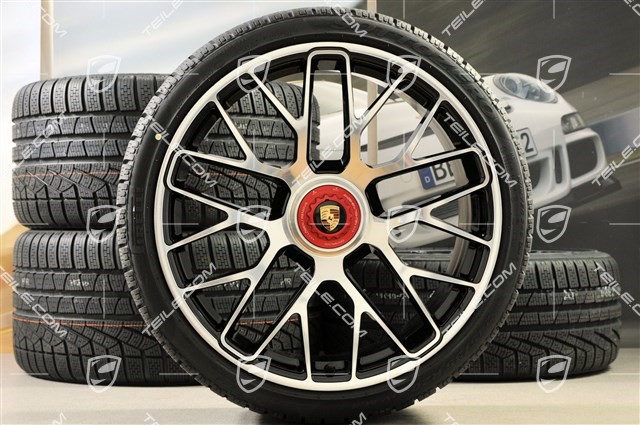 GT3 20" Winterräder Satz "Turbo S" Zentralverschluss, 9J x 20 ET51 + 11J x 20 ET59 + Pirelli Winterreifen 245/35 R20+295/30 R20, RDK-Sensoren