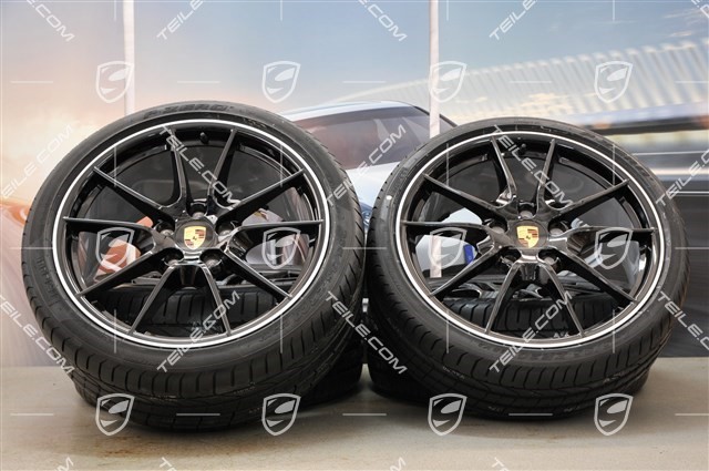 20-inch Carrera S (III) summer wheel set, 8J x 20 ET57 + 9,5J x 20 ET45 + NEW Pirelli tyres 235/35 ZR20 + 265/35 ZR20, rims star in black (glossy)