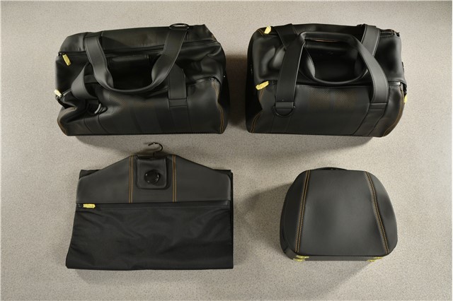 Travel bags set (complete), Exclusive Series, leather black with coloured stitching gold