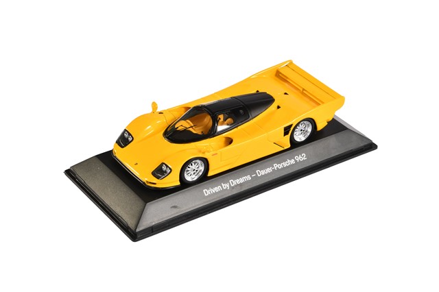 Porsche 962 Jochen Dauer, yellow/black, Spark, scale 1:43