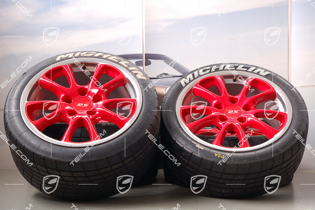 18-inch GT3 RS wheel set, red lacquered, wheels: 11J x 18 ET63 + 8,5J x 18 ET40