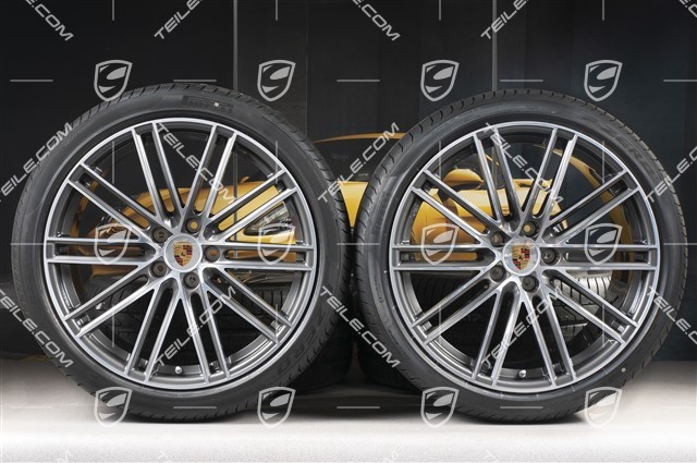 22-inch summer wheel set 911 Turbo IV Design, rims 10J x 22 ET48 + 11,5J x 22 ET61 + Pirelli summer tyres 285/35 ZR22 + 315/30 ZR22, with TPM