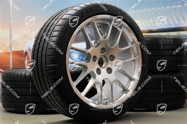20-inch RS Spyder summer wheel set, front 9,5J x 20 ET65 + rear 11J x 20 ET68 + Michelin summer tyres 255/40 ZR20 + 295/35 ZR20, with TPMS sensors
