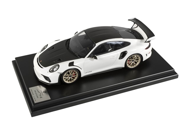 Model car Porsche 911 GT3 RS, with Weissach Packet, white, black, scale 1:12, resin, Limited Edition / 300 pcs.