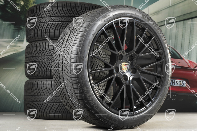 21-inch Cayenne COUPÉ RS Spyder winter wheel set, rims 9,5J x 21 ET46 + 11,0J x 21 ET49 + Michelin Pilot Alpin 5 275/40 R21 + 305/35 R21, with TPMS, black high gloss