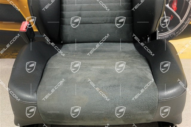 Seat, manual adjustable, heating, Leatherette/Alcantara, Black, damage, L