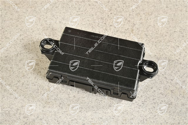 Control unit rear spoiler