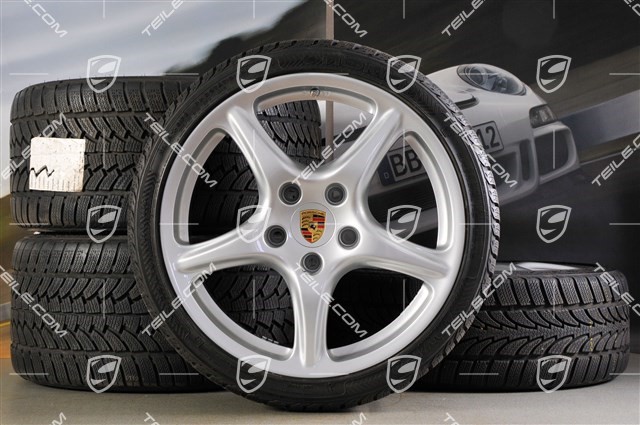 19-inch Carrera Classic winter wheel set, wheels: 8J x 19 ET57 + 11J x 19 ET 51, tyres: 235/35 R19 + 295/30 R19, without TPM