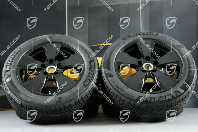 19-inch Cayenne winter wheel set, rims 8,5J x 19 ET47 + 9,5J x 19 ET54 + Michelin winter tyres 255/55 R19 + 275/50 R19, with TPMS, black high gloss