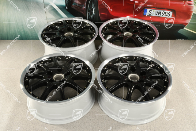 18-inch GT3 SportDesign wheel set (2-piece), 7,5J x 18 ET50 + 9J x 18 ET52, wheel stars in black high gloss