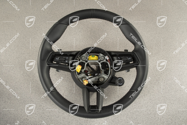 PDK, Sport, Multifunction steering wheel, leather, black / Sport Chrono Package Plus