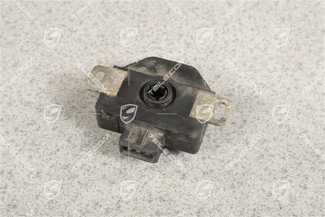 Throttle valve switch