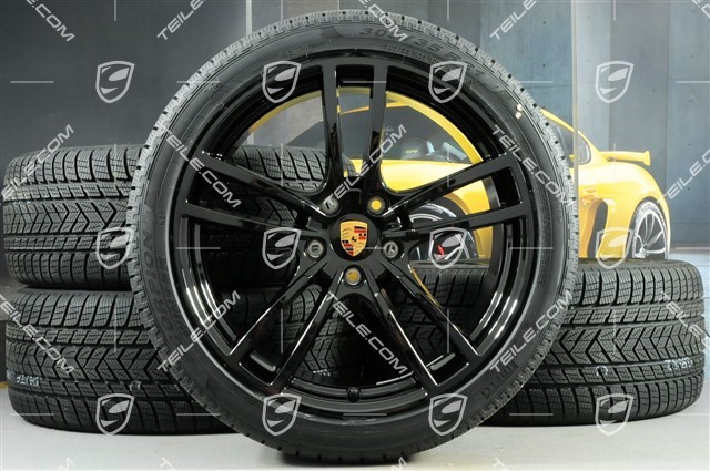 21-inch Cayenne Turbo winter wheel set, rims 9,5J x 21 ET46 + 11,0J x 21 ET58 + Pirelli winter tyres 275/40 R21 + 305/35 R21, with TPMS, black high gloss