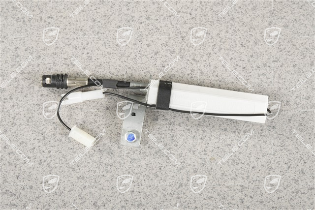 Antenna booster