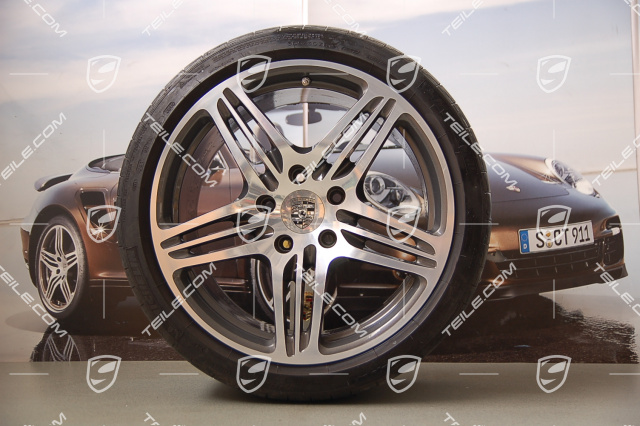 19-inch Turbo I summer wheel set, wheels 8,5J x 19 ET 56 + 11J x 19 ET51 + tyres 235/35 ZR19 + 305/30 ZR19, with TPMS