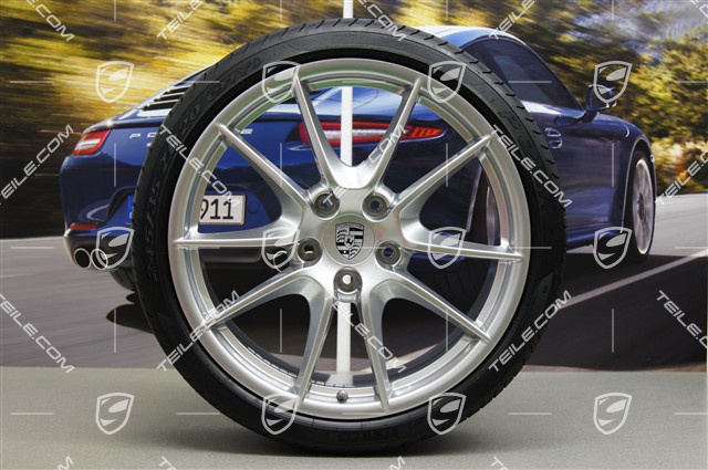 20-inch Carrera S III summer wheel set, 8,5J x 20 ET51 + 11J x 20 ET52 + Pirelli summer tyres 245/35 ZR20 + 305/30 ZR20, with TPMS