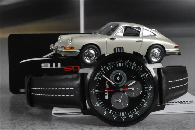 Watch/ Chronograph 50 years  911 + model car Minichamps 1:43