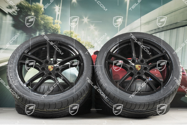 21-inch Cayenne Turbo Design summer wheel set, rims 9,5J x 21 ET46 + 11,0J x 21 ET58 + Bridgestone Dueler H/P Sport summer tyres 285/40 R21 + 315/35 R21, with TPMS, black high gloss