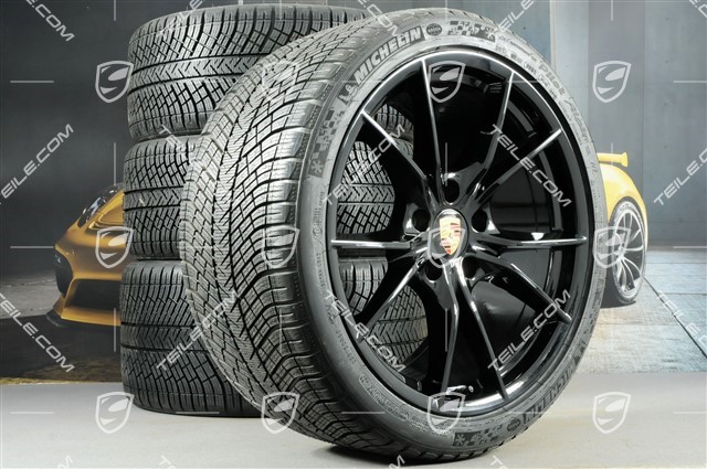 20" koła zimowe, komplet Carrera S (IV), felgi 8,5J x 20 ET49 + 11J x 20 ET56 + opony zimowe Michelin Pilot Alpin PA4 N1 245/35 R20 + 295/30 R20, czarny satynowy półmat