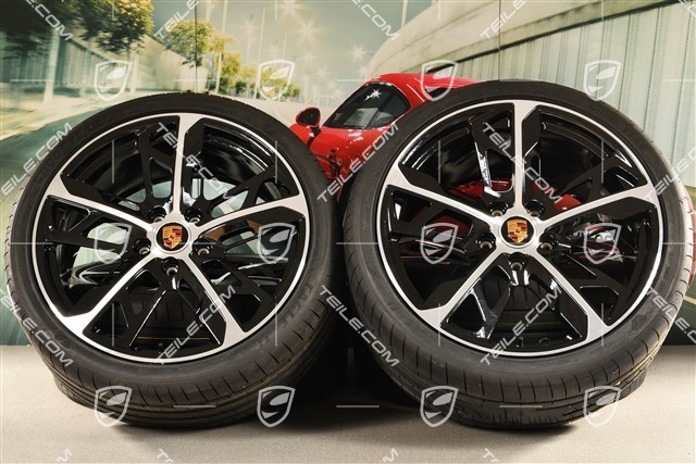 21" Cross Turismo Design summer wheel set, rims 9,5J x 21 ET60 + 11,5J x 21 ET66 + Goodyear summer tyres 265/35 R21 + 305/30 R21, black high gloss + glossy surface