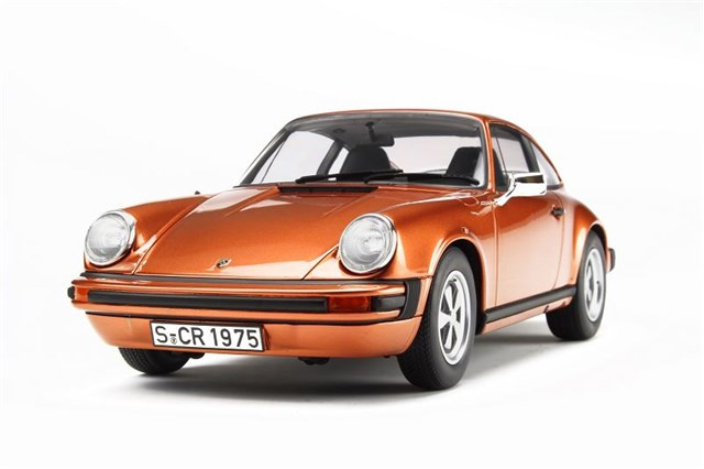 GT Spirit - Porsche 911 Carrera 2.7 1974, pomarańczowy - 1:18