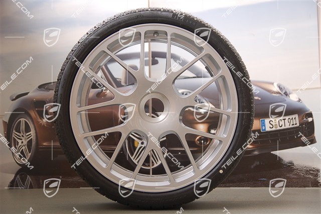 19-inch winter wheel set, RS Spyder, central locking, wheels: 8,5J x 19 ET56 + 11J x 19 ET51, tyres: 235/35 R19 + 295/30, with TPM