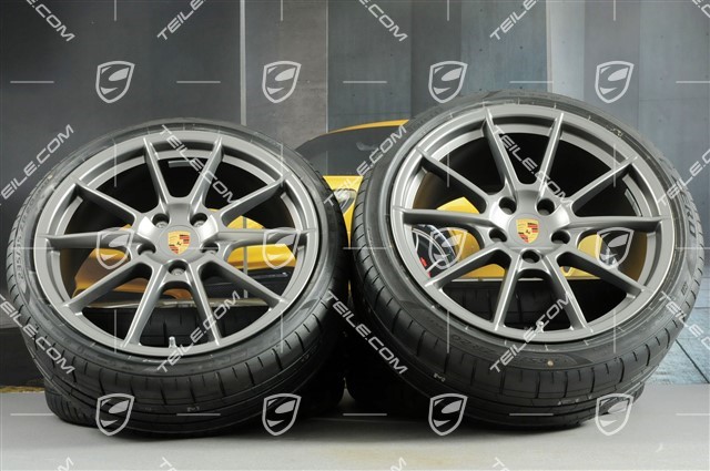20-inch Boxster Spyder summer wheel set, rims 8,5J x 20 ET57 + 10,5J x 20 ET47, Pirelli summer tyres 235/35 ZR20 + 265/35 ZR20