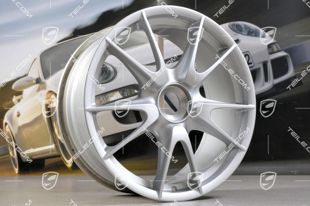 19-inch GT3 wheel, central locking, 8,5J x 19 ET53, silver