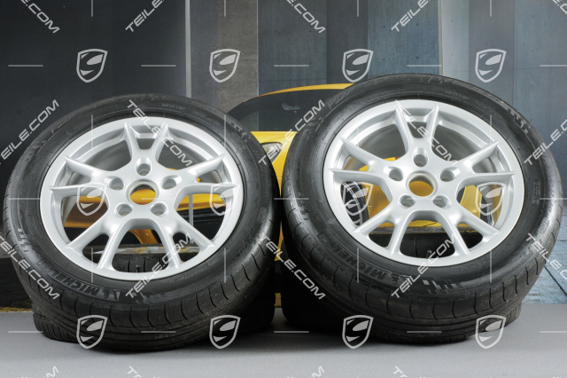 17-inch Boxster II summer wheel set, front 6,5J x 17 ET55 + rear 8J x 17 ET40 + NEW summer tyres