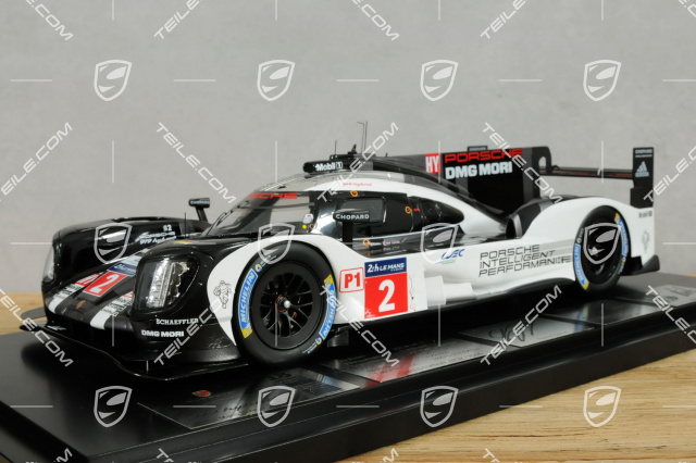 919 Hybrid Resine, Le Mans Winner 2016, biało-czarny / wnętrze czarne, 1:18, żywica epoksydowa