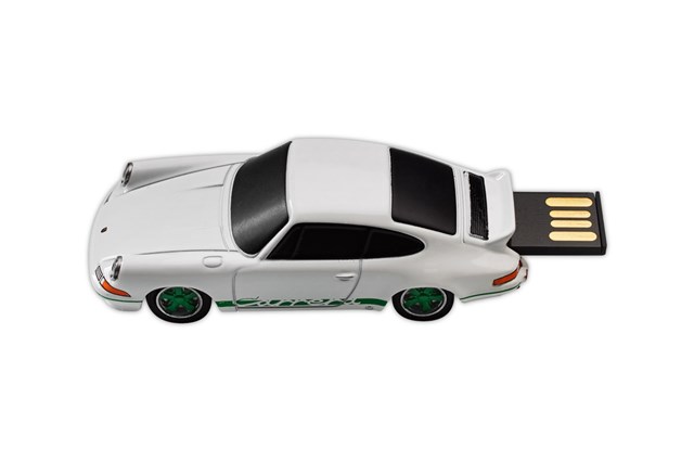 Porsche  - Pamięć USB-Stick 8 GB - RS 2.7