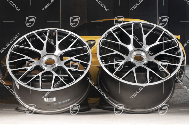 20-inch Turbo S wheel set, central lock, 9J x 20 ET51 + 11,5J x 20 ET56