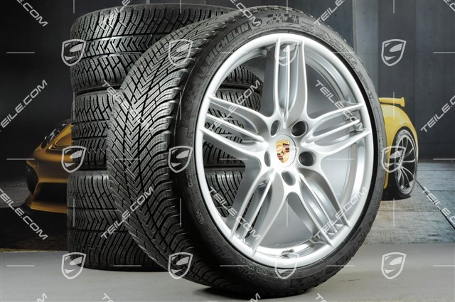 20" Sport Design winter wheel set  wheels 8,5J x 20 ET51 + 11J x 20 ET52 + Michelin winter tyres 245/35 ZR20 + 295/30 ZR20, with TPMS.