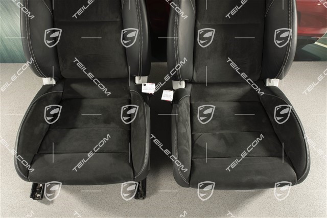 Sport Seats, el. adjustable, 18-way, heating, lumbar, leather/Alcantara, logo GTS, black/Silver, L+R