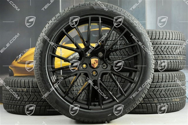 21" Cayenne COUPÉ RS Spyder Winterräder Satz, Felgen 9,5J x 21 ET46 + 11,0J x 21 ET49 + Pirelli Winterreifen 275/40 R21 + 305/35 R21, mit RDK-Sensoren, schwarz hochglanz