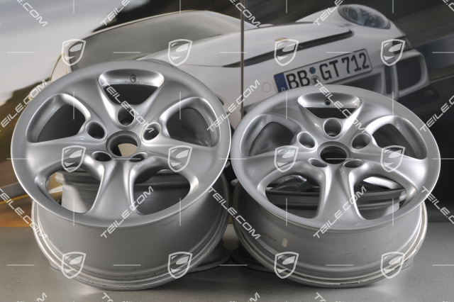 17-inch Carrera 4 wheel set, 7J x 17 ET50 + 9J x 17 ET55,