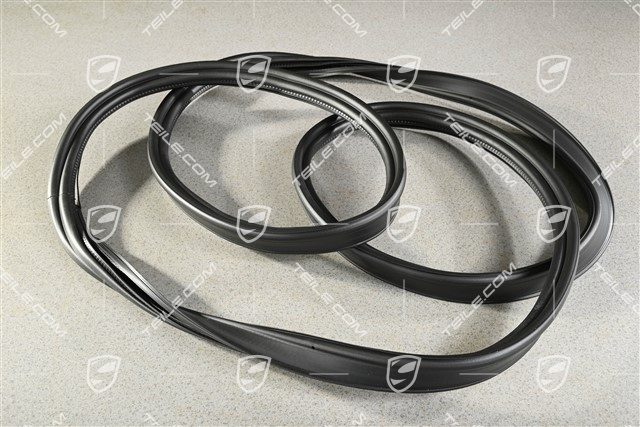 Boot lid gasket