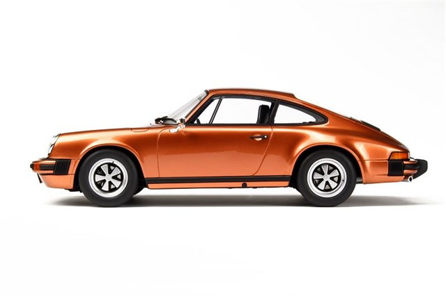 GT Spirit - Porsche 911 Carrera 2.7 1974, pomarańczowy - 1:18