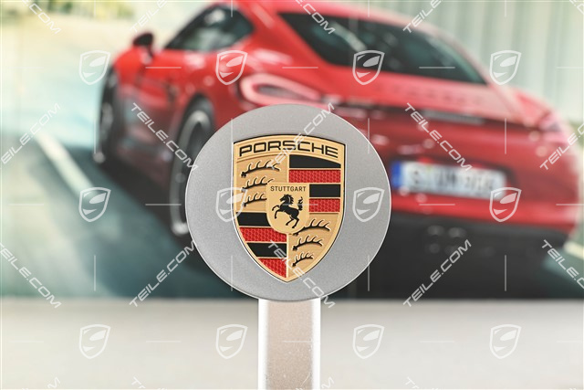 Hub cap, concave, emblem coloured, platinum silver