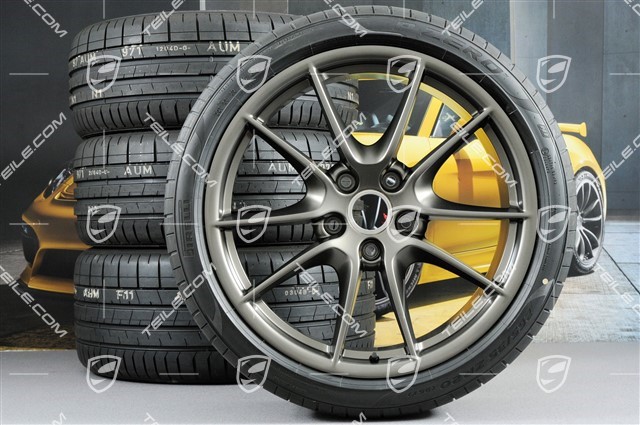 20-inch Carrera S summer wheel set, Platinum (silk gloss), 8J x 20 ET57 + 9,5J x 20 ET45 + summer tyres 235/35 ZR20 + 265/35 ZR20