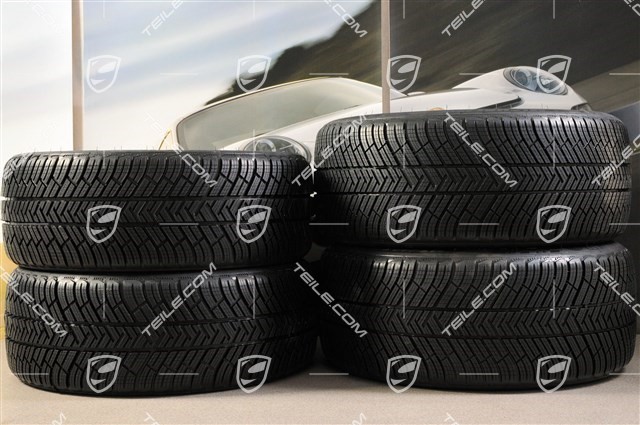 19" winter wheel set Cayman S, 8J x 19 ET57 + 9,5J x 19 ET45, tyres Michelin Pilot Alpin 4 235/40 R19 + 265/40 R19, with TPMS