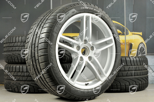 19-inch Carrera winter wheel set, 8,5J x 19 ET54 + 11J x 19 ET69, winter tyres 235/40 R19 + 285/35 R19